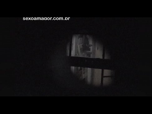 ❤️ Rubia es grabada en secreto por un voyeur del barrio escondido detrás de unos ladrillos huecos Video de porno en es.fuckmymac.ru ❌️